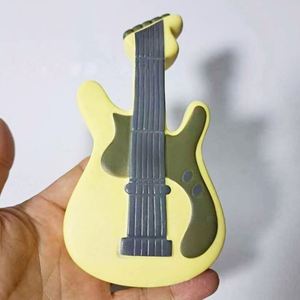 Pelotas de Espuma de Poliuretano al por Mayor con Forma de Guitarra, Juguetes Antiestrés para Publicidad y Promoción - Product Image 2