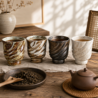 Ensemble de 4 tasses en céramique torsadées artisanales - Glaçures rétro Wabi-Sabi, thé et café, logo personnalisé
