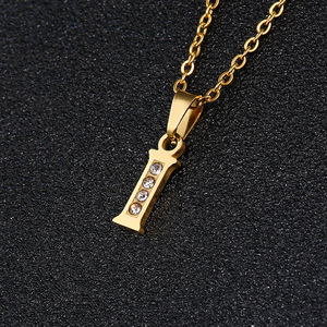 Moda nueva chica estudiante pareja novias 26 suerte oro inglés letra colgante Acero inoxidable collares iniciales - Product Image 5