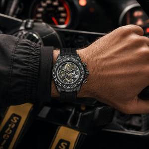 Montre squelette en fibre de carbone avec logo personnalisé, chronographe automatique 4130, luxe sport pour homme, bracelet en nylon OEM 20mm, breloque à aiguille, faible MOQ - Product Image 3