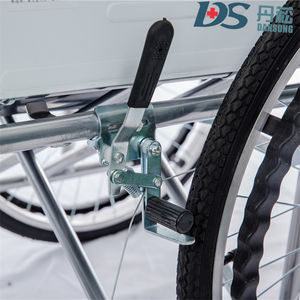 Sedia a Rotelle Pieghevole Reclinabile a 180 Gradi per Disabili - Product Image 3