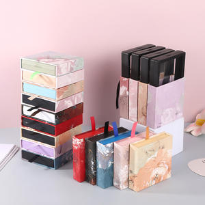 CSMD Fournisseurs <span class=keywords><strong>Chinois</strong></span> Logo Personnel Accepté Cadre en Plastique Transparent PE Film Coulissant Carton <span class=keywords><strong>Suspension</strong></span> Bijoux Boîte de Rangement - Product Image 4