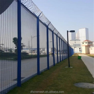 Valla de Alta Seguridad 358 con Púas en la Pared y Púas en la Parte Superior, Valla de Seguridad Anti-Escalada de Malla 358 con Barra Plana - Product Image 1