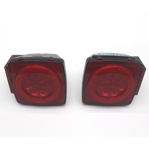 12V <span class=keywords><strong>remorque</strong></span> Led lumières carré LED Submersible <span class=keywords><strong>gauche</strong></span> et droite feux <span class=keywords><strong>de</strong></span> <span class=keywords><strong>remorque</strong></span> Stop queue clignotants camion <span class=keywords><strong>remorque</strong></span> - Product Image 1
