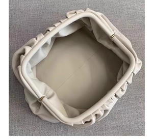 Borsa da donna in vera pelle con borsa in morbida pelle - Product Image 4