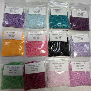 Opal Crushed, copeaux d'opale synthétique, disponibles dans les 92 couleurs, pour bijoux en résine et bois, avec couleurs variées. - Product Image 1