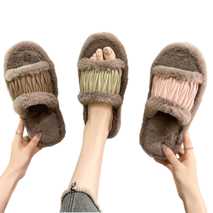 Pantoufles d'<span class=keywords><strong>hiver</strong></span> en cuir PU à dessus ouvert pour femmes avec doublure en coton en peluche respirant chaud pour un usage domestique pour <span class=keywords><strong>Amazon</strong></span> transfrontalier - Product Image 1