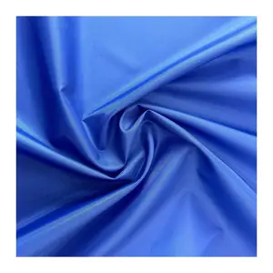 Nhà Máy Giá 100% polyester thoáng khí 170t 190t taffeta lót vải sử dụng cho vali và may mặc
