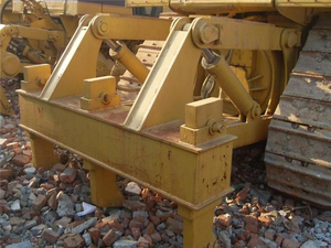 Pre-Owned CAT D7R Crawler Bulldozer Strong <b>Climbing</b> and Pushing Capacity - Product Image 6