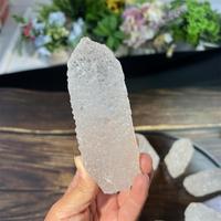 Vente en gros de cristal de quartz naturel Nirvana, pierre de bouddha brute de guérison, pierre précieuse, quartz blanc clair brut, pierre minérale pour l'artisanat