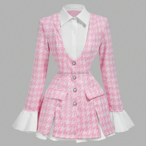 Blazer-robe 2-en-1 sur mesure pour <span class=keywords><strong>femme</strong></span> avec boutons perlés, manches longues et volants plissés, coupe cintrée à la taille - Product Image 5