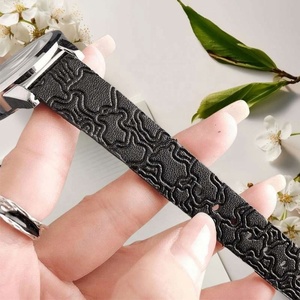 Reloj de Cuarzo para Hombre de Acero Inoxidable de 40 mm con Correa de Silicona y Diseño de Dibujos Animados - Product Image 6