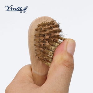 Cepillo para zapatos Yinste de madera maciza con alambre de cobre para limpiar botas de nieve de gamuza y cuidar el terciopelo - Product Image 2