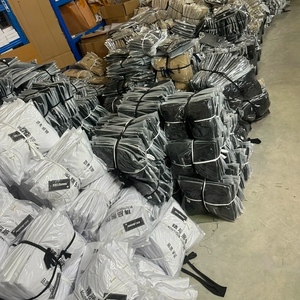 Déstockage de vêtements en gros, lots de vêtements de mode, styles variés, surplus de vêtements prêts à être expédiés - Product Image 6