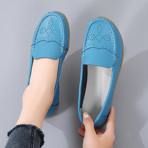Nouvelles chaussures pour femmes 2026, mocassins à enfiler pour femmes, grande <span class=keywords><strong>taille</strong></span>, printemps automne, confortables, décontractées, chaussures creuses, mocassins pour maman - Product Image 2