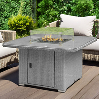 Ensemble de meubles durables pour foyer d'extérieur Table de patio en rotin Cheminée de jardin carrée Brûleur à gaz Cour au propane sans fumée