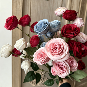 Bouquet di 6 Rose Marroni Delicate in Seta Sintetica, Accessorio Fotografico per Matrimoni, Studi Fotografici e Decorazioni Alberghiere - Product Image 4