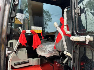 Excavatrice d'occasion CAT307E2 de 7 tonnes, certifiée EPA, avec composants essentiels (boîte de vitesses, moteur, pompe), modèle 2022, excellent état, prix réduit - Product Image 2
