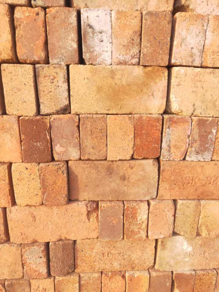 High Purity Light Thin Insulating Refractory Fire Clay Brick