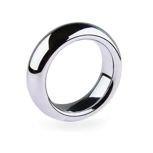 Guaina per Pene Giocattoli Sessuali Anello per Pene in Metallo Dispositivo di Castità Maschile <span class=keywords><strong>Giochi</strong></span> per Adulti - Product Image 1