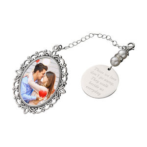 Pendentifs vierges personnalisés Photo commémorative Bouquet <span class=keywords><strong>de</strong></span> mariage Sublimation Graduation Cap Charms Broche en métal avec <span class=keywords><strong>ailes</strong></span> d'ange - Product Image 5