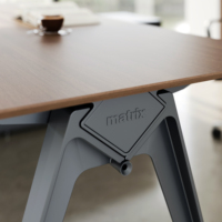 2024 dernier bureau en bois en forme de L de luxe exécutif Mfc nouveau gestionnaire et table de PDG
