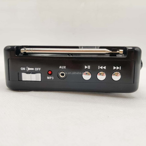 WAXIBA XB-522URT XB Lettore MP3 Portatile USB/TF Ricaricabile con <span class=keywords><strong>Radio</strong></span> <span class=keywords><strong>FM</strong></span>/AM/SW - Product Image 5