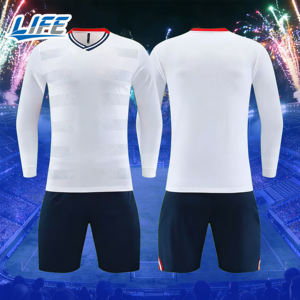 เสื้อฟุตบอลแขนสั้นผู้ชายแบบซับลิเมชั่น โพลีเอสเตอร์ 100% ขายส่ง รุ่น<span class=keywords><strong>ไทย</strong></span> ชุดกีฬา ชุดยูนิฟอร์ม รับสั่งทำ - Product Image 2