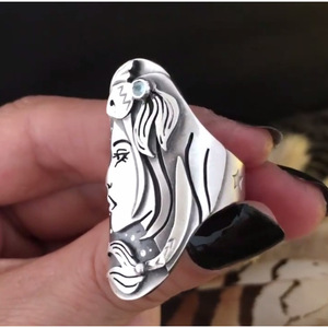 Creative Animal Shaped Woman Head <b>Ring</b> Pisces Zodiac Design Punk Style Jewelry For Women Gift Fashion <b>Rings</b> - Product Image 3