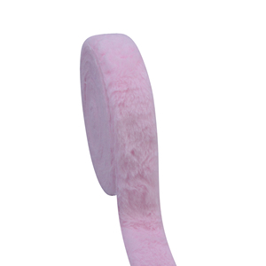 Nastro in Finta Pelliccia di Lusso 38mm - Morbido Tessuto Peluche per Accessori d'Abbigliamento, Fai-da-Te e Decorazioni Festive - Product Image 4