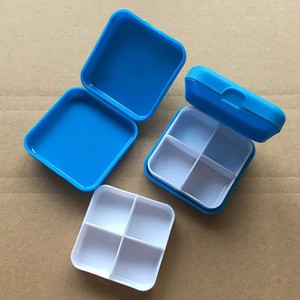 กล่องยาขนาดกะทัดรัดกล่องยาแบบพกพาช่องใส่ยา4ช่องสำหรับการเดินทางของขวัญตามสั่ง - Product Image 1