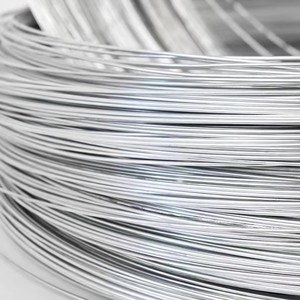 Alambre de Hierro Galvanizado por Inmersión en Caliente, Alambre de Acero Galvanizado Suave para Atar Varillas de Construcción, Empaquetado en Rollos - Product Image 2