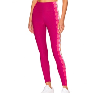 Conjunto Deportivo de Yoga para Mujer, Diseño Personalizado, Ropa Deportiva con Spandex, Contraste de Color, Corte Ajustado - Product Image 6