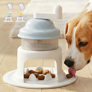 Juguete Dispensador de Golosinas para Mascotas, Juguete Interactivo para Perros y Gatos, Rompecabezas de Alimentación Lenta con Plumas - Product Image 1