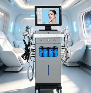 Máquina Multifuncional para el Cuidado Facial de la Piel 18 en 1, Pistola de Pulverización de Oxígeno con Hidropeeling, Dispositivo Hidratante para la Piel de Salón - Product Image 1