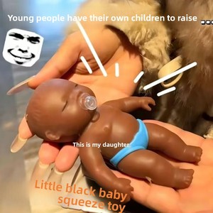 Poupée de simulation bébé noir Natasha Spit Bubble Toy, jouet de décompression, musique de poussée de paume noire, unisexe pour tous les âges - Product Image 2