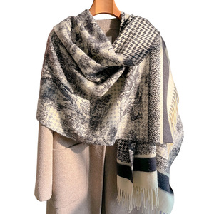 Bufanda de Lana Reversible de Doble Cara con Estampado de Animales de la Selva y Patrón de Pata de Gallo, Chal de Invierno de Lujo al por Mayor - Product Image 5