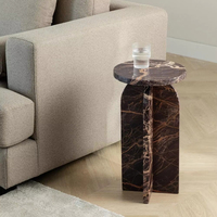 Ensemble simple et classique de table basse et table d'appoint avec plateau en marbre rouge pour la maison, le salon, le bureau, l'intérieur
