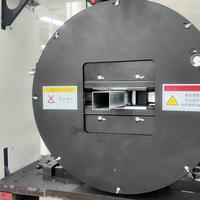 Machine de découpe laser à fibre CNC automatique 4 axes avec doubles mandrins pneumatiques, fonction de décalage et queue de coupe ultra-courte de 40 mm