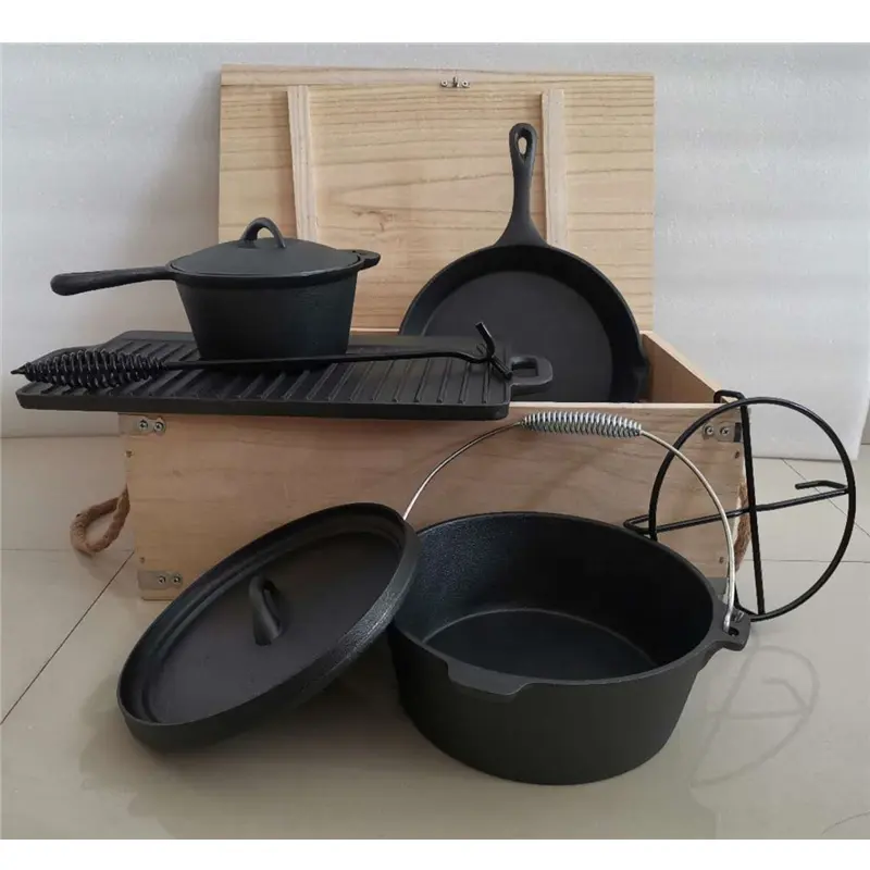 Cast Iron Camping Cook Set with Crate - 7 Pieces