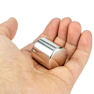 แม่เหล็กทรงกระบอกขนาด 30 มม. ความแข็งแรงสูง แม่เหล็กทรงกระบอกขนาดใหญ่ 30x30 มม. แม่เหล็กทรงกระบอกที่แม่เหล็กดูดซับกันตามแนวเส้นผ่านศูนย์กลาง แม่เหล็กนีโอไดเมียม - Product Image 3