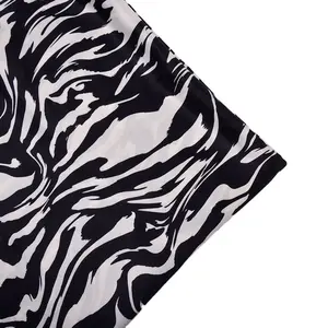 ITY Satin Mousseline de Soie Animal Zèbre Motif Imprimé Tissu 100% Polyester Résistant aux Rides pour Robes et Jupes