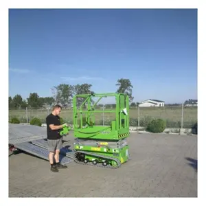 20ft 25ft 250Kg Mini Crawler Schaarlift Elektrische Zelfrijdende Rupsbanden Schaarlift Voor Smalle Bouw