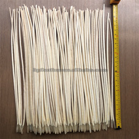 Teint en gros naturel blanc bâton de paon tige plumes de paon pour matériel de montage de mouches accessoire de pêche bricolage artisanat naturel