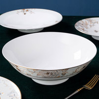 Services de vaisselle de luxe en porcelaine fine, en porcelaine royale, assiettes de présentation, vaisselle en céramique artisanale