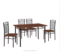 Ensemble Salle à Manger Économique en Métal : 1 Table et 4 Chaises DS-022