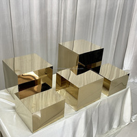 Lot de 5 cubes de présentation carrés blancs en acrylique pour buffet, présentoirs empilables en lucite pour aliments, socles de présentation pour fêtes