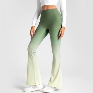 Pantalon évasé de yoga de couleur dégradée de taille haute de confort doux pour femmes de conception d'usine - Product Image 1