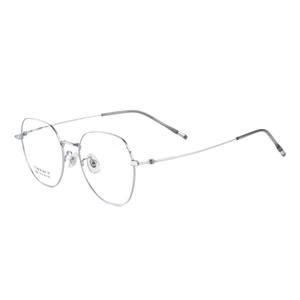 Monture de lunettes irrégulière 1966 en titane pur, ultra-légère, monture complète, style artistique unisexe - Product Image 2