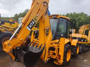 ผลิตในสหราชอาณาจักร แท้ JCB 3CX4TEC มือสอง คุณภาพดี เครื่องยนต์รถตักล้อยาง แบริ่งมอเตอร์ รับน้ำหนักได้ 4 ตัน กำลัง 129 กิโลวัตต์ ขายดี - Product Image 3